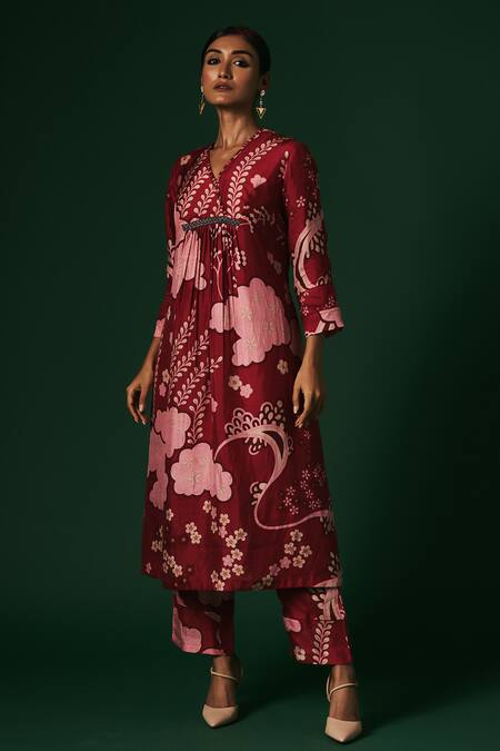 Shop_Arte-Alter_Maroon Silk Embroidery V-neck Tecoma Floral Hand Print Kurta And Pant Set _Online_at_Aza_Fashions