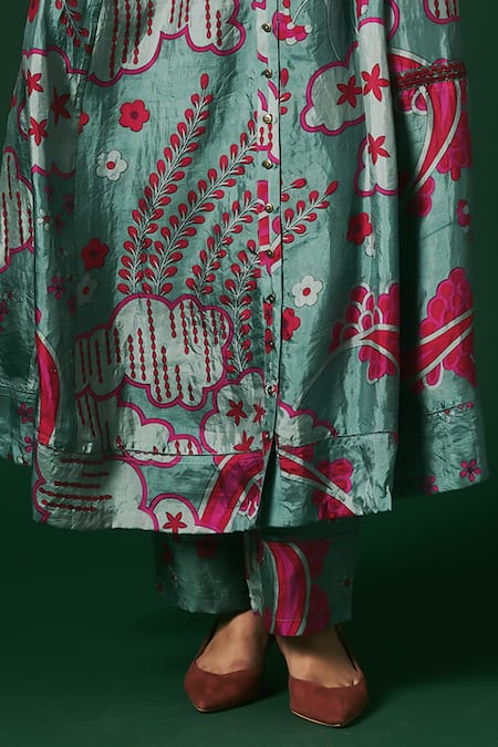 Buy_Arte-Alter_Blue Silk Embroidery Mandarin Angelonia Floral Hand Print Kurta And Pant Set _Online_at_Aza_Fashions