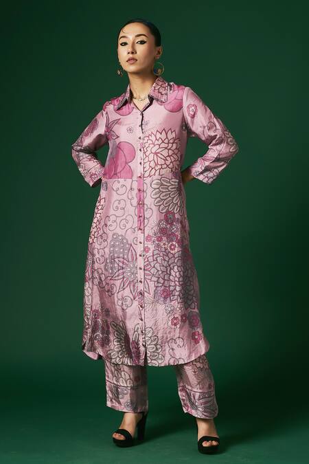 Arte-Alter_Purple Handloom Cotton, Silk Cosmos Floral Hand Print Kurta And Pant Set _at_Aza_Fashions