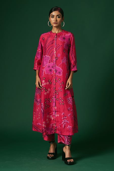 Arte-Alter Pink Handwoven Mulberry Silk Hand Printed Petunia Kurta And Pant Set  