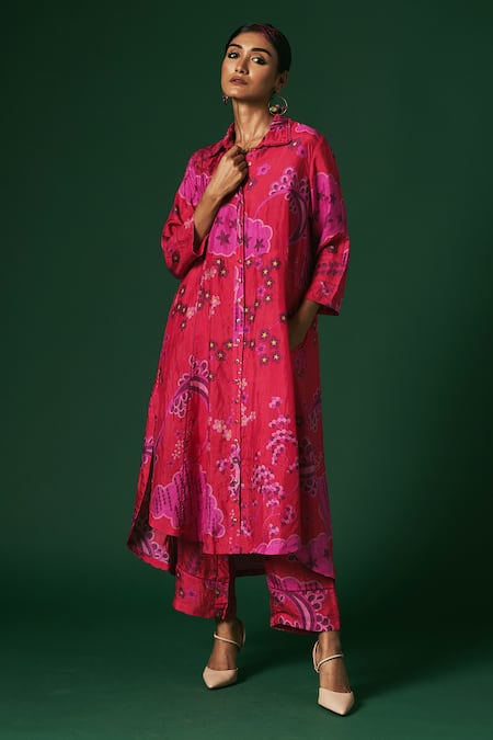 Shop_Arte-Alter_Pink Handloom Cotton, Silk Embroidery Collared Dahlia Printed Kurta And Pant Set _Online_at_Aza_Fashions