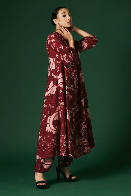 Shop Arte-Alter Maroon Silk, Handloom Cotton Embroidery Hibiscus Printed Kurta And Pant Set Online at Aza Fashions Shop_Arte-Alter_Maroon Silk, Handloom Cotton Embroidery Hibiscus Printed Kurta And Pant Set _Online_at_Aza_Fashions