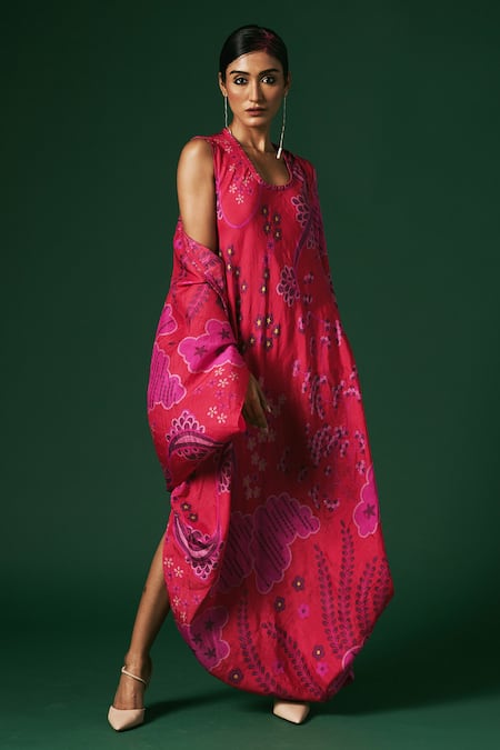Shop_Arte-Alter_Pink Silk Embroidery Round Neck Clematis Printed Cape And Dress Set _Online_at_Aza_Fashions