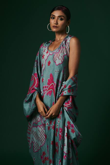 Arte-Alter_Green Silk Round Neck Viola Printed Cape And Dress Set _at_Aza_Fashions