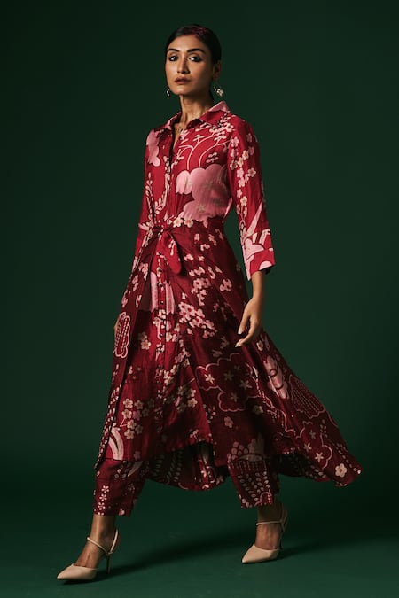 Buy_Arte-Alter_Maroon Silk Embroidery Collared Hazel Printed Panelled Kurta And Pant Set _Online_at_Aza_Fashions