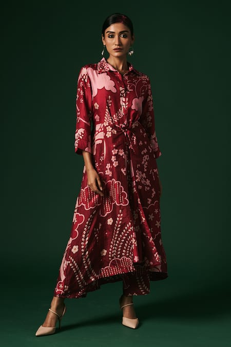Arte-Alter_Maroon Silk Embroidery Collared Hazel Printed Panelled Kurta And Pant Set _at_Aza_Fashions