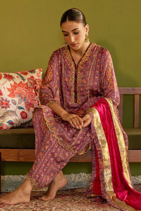 Sage Saga Pink Satin, Silk, Organza Embroidery, Keerat Gulab Floral Print Kurta And Pant Set Online at Aza Fashions Sage Saga_Pink Satin, Silk, Organza Embroidery, Keerat Gulab Floral Print Kurta And Pant Set _Online_at_Aza_Fashions
