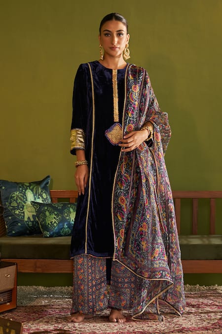 Sage Saga Blue Kurta Velvet Silk Printed Floral Round Ruhani Neel Set With Dupatta 