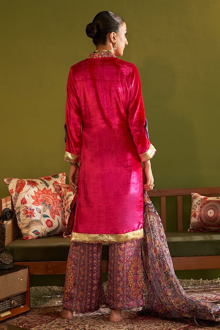 Shop Sage Saga Pink Velvet, Satin, Organza, Silk Saru Gulab Floral Print Kurta Set With Dupatta at Aza Fashions Shop_Sage Saga_Pink Velvet, Satin, Organza, Silk Saru Gulab Floral Print Kurta Set With Dupatta _at_Aza_Fashions