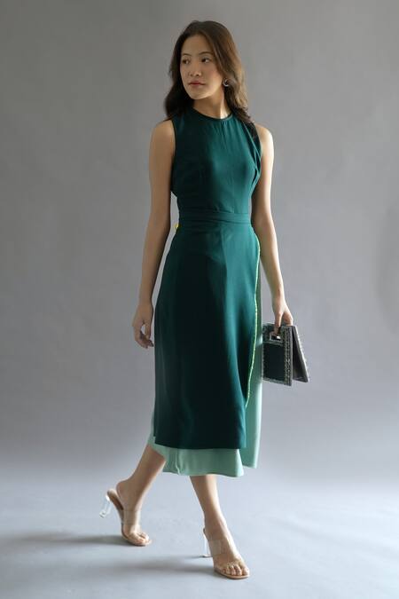 Kritika Madan Label Green Turkey Crepe Plain Round Bodysuit And Dual Color Skirt Set Online at Aza Fashions Kritika Madan Label_Green Turkey Crepe Plain Round Bodysuit And Dual Color Skirt Set_Online_at_Aza_Fashions