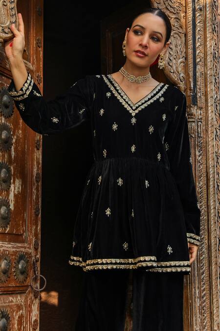 House Of Chikankari_Black Velvet Hand Embroidery Floral Work A-line Kurta And Pant Set _Online_at_Aza_Fashions
