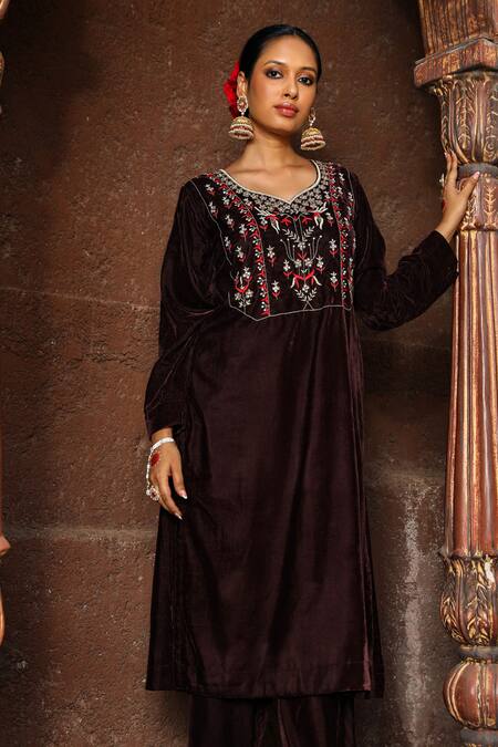 Buy_House Of Chikankari_Brown Velvet Embroidery Asymmetric Floral Yoke Kurta And Pant Set_Online_at_Aza_Fashions