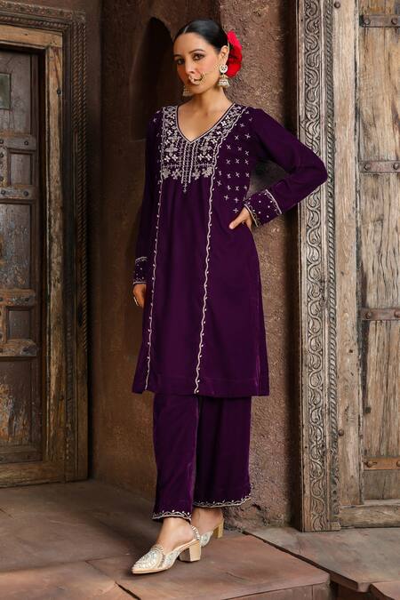 Buy_House Of Chikankari_Purple Velvet Hand Embroidery Chikankari V Neck Work Kurta And Pant Set 