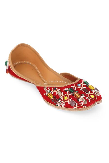 Buy NR By Nidhi Rathi Red Embellished Navratna Stone Juttis Online at Aza Fashions Buy_NR By Nidhi Rathi_Red Embellished Navratna Stone Juttis _Online_at_Aza_Fashions