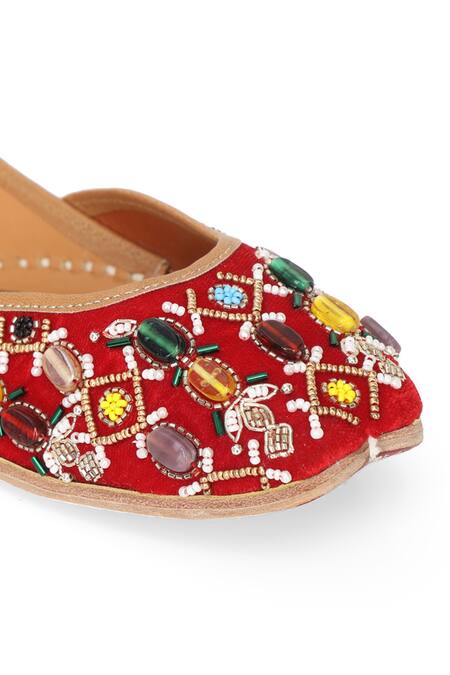 Shop NR By Nidhi Rathi Red Embellished Navratna Stone Juttis Online at Aza Fashions Shop_NR By Nidhi Rathi_Red Embellished Navratna Stone Juttis _Online_at_Aza_Fashions