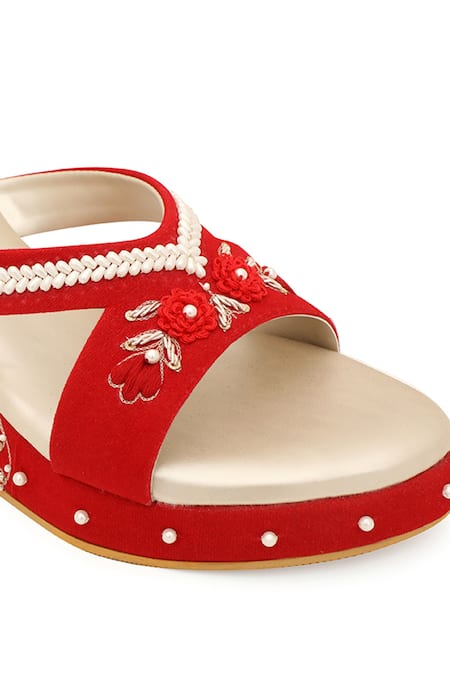 Buy_NR By Nidhi Rathi_Red Embellished Cut Work Strap Wedges _Online_at_Aza_Fashions