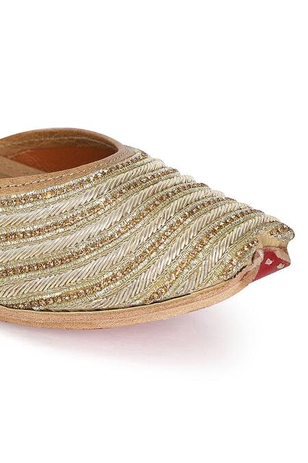 Buy_NR By Nidhi Rathi_Gold Gota And Zari Embroidered Juttis _Online_at_Aza_Fashions