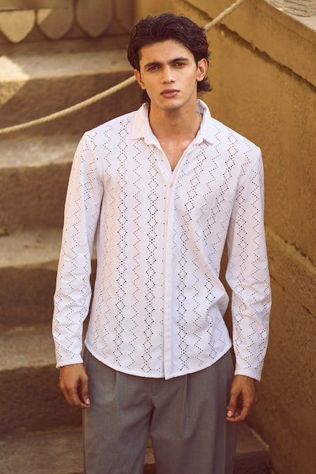Dash And Dot White Cotton Geometric Pattern Shirt Online at Aza Fashions Dash And Dot_White Cotton Geometric Pattern Shirt _Online_at_Aza_Fashions