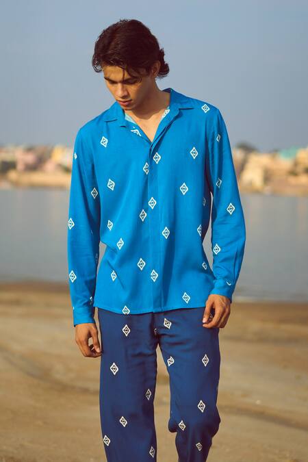 Buy_Dash And Dot_Blue Viscose Ikkat Motif Print Shirt 