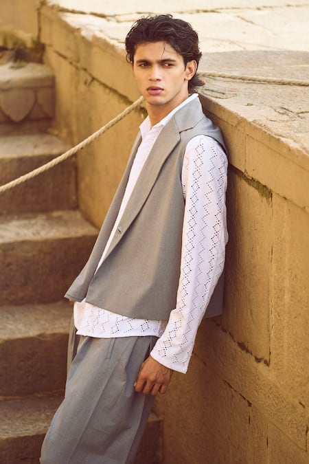 Dash And Dot Grey Polyester, Viscose, Lycra Lapel Collar Boxy Waistcoat With Pant Online at Aza Fashions Dash And Dot_Grey Polyester, Viscose, Lycra Lapel Collar Boxy Waistcoat With Pant _Online_at_Aza_Fashions