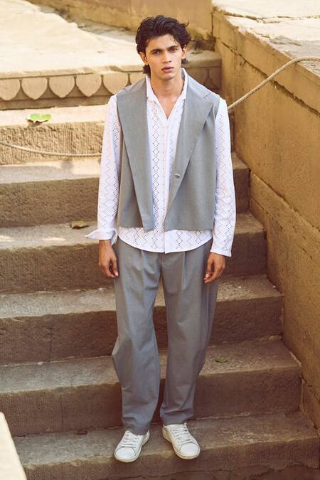 Buy Dash And Dot Grey Polyester, Viscose, Lycra Inverted Box Pleat Pant Online at Aza Fashions Buy_Dash And Dot_Grey Polyester, Viscose, Lycra Inverted Box Pleat Pant _Online_at_Aza_Fashions