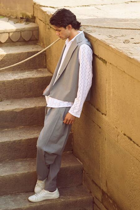 Shop Dash And Dot Grey Polyester, Viscose, Lycra Inverted Box Pleat Pant Online at Aza Fashions Shop_Dash And Dot_Grey Polyester, Viscose, Lycra Inverted Box Pleat Pant _Online_at_Aza_Fashions