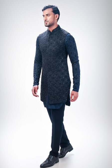 Kommal Sood_Blue Jacquard Hand Embroidery Cutdana Navy Bundi Kurta Set _at_Aza_Fashions