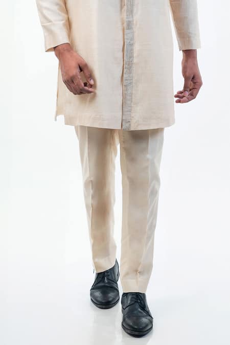 Kommal Sood_Off White Cotton Silk Embroidered Placket Geometric Kurta With Trouser  _at_Aza_Fashions