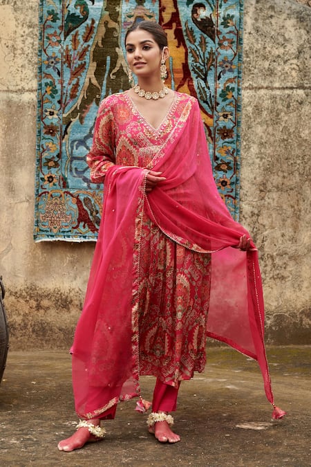 Buy Karaj Jaipur Pink Chiffon, Cotton, Silk Sequins, Embroidery V-neck Aari Kurta Pant Set Online at Aza Fashions Buy_Karaj Jaipur_Pink Chiffon, Cotton, Silk Sequins, Embroidery V-neck Aari Kurta Pant Set _Online_at_Aza_Fashions
