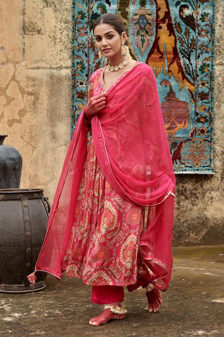 Shop Karaj Jaipur Pink Chiffon, Cotton, Silk Sequins, Embroidery V-neck Aari Kurta Pant Set Online at Aza Fashions Shop_Karaj Jaipur_Pink Chiffon, Cotton, Silk Sequins, Embroidery V-neck Aari Kurta Pant Set _Online_at_Aza_Fashions