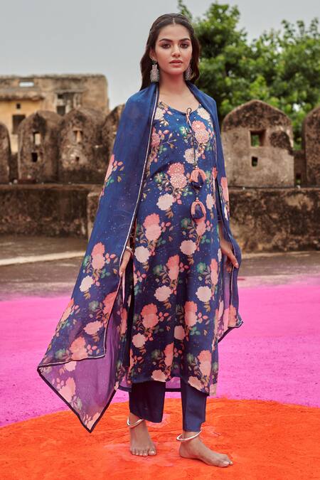 Karaj Jaipur Blue Chiffon, Cotton, Silk Sequins, Mirror And Patti Embroidered Kurta Pant Set Online at Aza Fashions Karaj Jaipur_Blue Chiffon, Cotton, Silk Sequins, Mirror And Patti Embroidered Kurta Pant Set_Online_at_Aza_Fashions