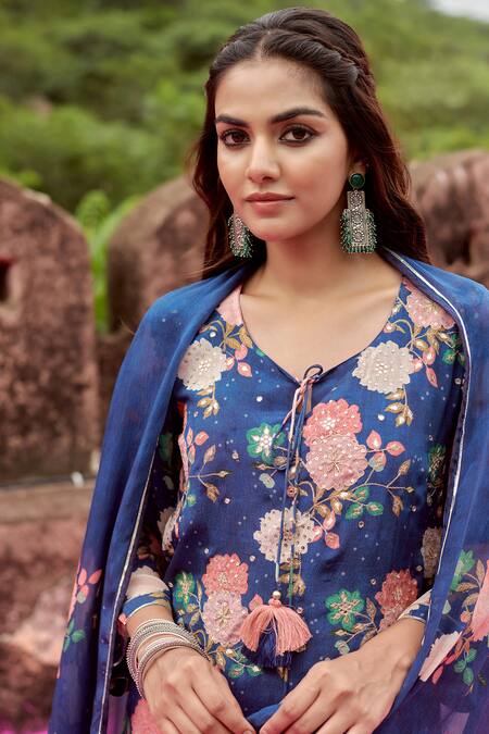 Karaj Jaipur Blue Chiffon, Cotton, Silk Sequins, Mirror And Patti Embroidered Kurta Pant Set at Aza Fashions Karaj Jaipur_Blue Chiffon, Cotton, Silk Sequins, Mirror And Patti Embroidered Kurta Pant Set_at_Aza_Fashions