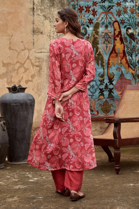 Shop Karaj Jaipur Maroon Cotton, Silk, Chiffon Embroidery V-neck Paisley Print Kurta Pant Set at Aza Fashions Shop_Karaj Jaipur_Maroon Cotton, Silk, Chiffon Embroidery V-neck Paisley Print Kurta Pant Set _at_Aza_Fashions