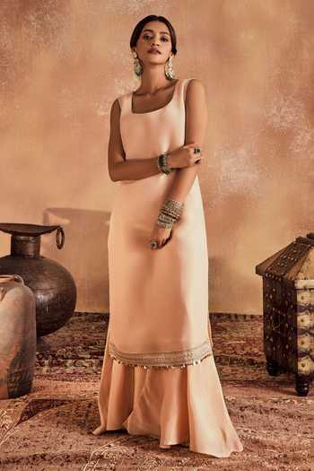 Buy Roze Peach Organza, Mukaish, Tissue Sequins, Lace, Tassels Embellished Kurta Set Online at Aza Fashions Buy_Roze_Peach Organza, Mukaish, Tissue Sequins, Lace, Tassels Embellished Kurta Set _Online_at_Aza_Fashions