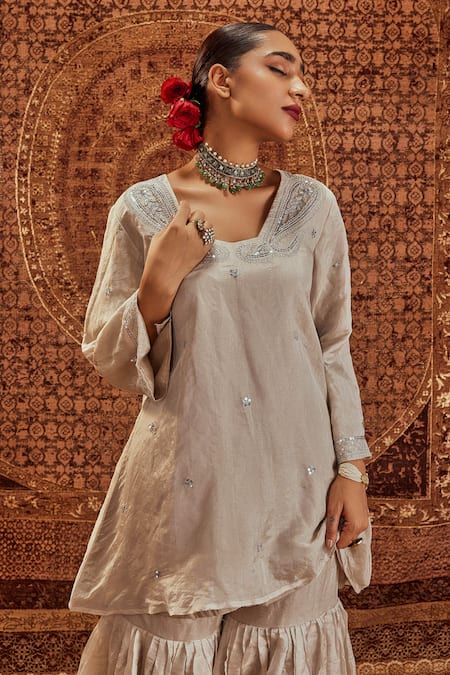 Shop Roze Silver , Tissue, Organza Embroidery, Nusrat Short Kurta And Gharara Set Online at Aza Fashions Shop_Roze_Silver , Tissue, Organza Embroidery, Nusrat Short Kurta And Gharara Set _Online_at_Aza_Fashions