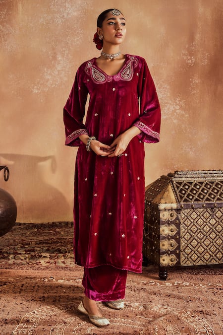 Shop Roze Pink Microfiber, Organza Embroidery, Sequins Razia Paisley Hand Kurta Set Online at Aza Fashions Shop_Roze_Pink Microfiber, Organza Embroidery, Sequins Razia Paisley Hand Kurta Set _Online_at_Aza_Fashions