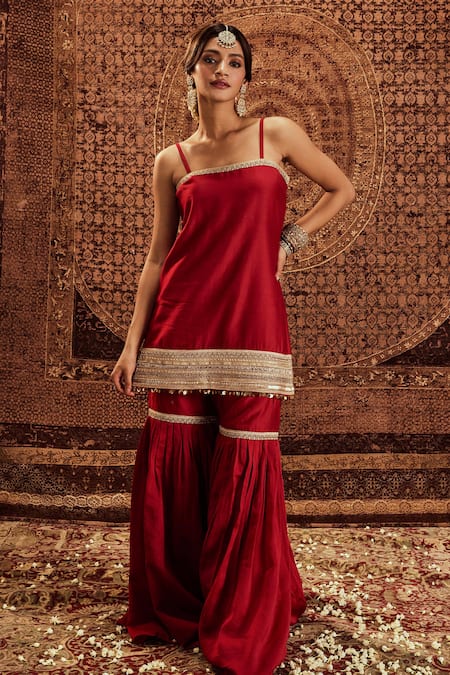 Buy Roze Red Chanderi, Organza Lace, Sequins Square Sultana Strappy Kurta Sharara Set Online at Aza Fashions Buy_Roze_Red Chanderi, Organza Lace, Sequins Square Sultana Strappy Kurta Sharara Set _Online_at_Aza_Fashions