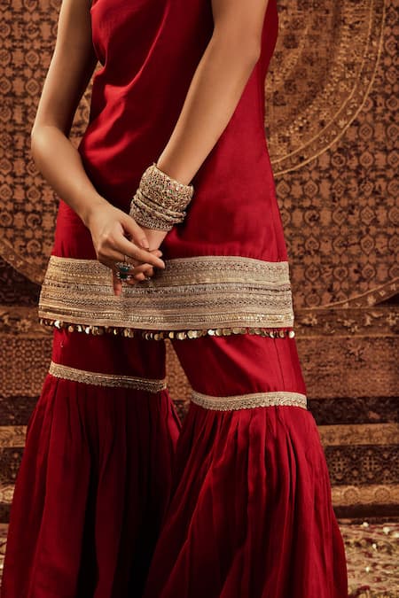 Roze Red Chanderi, Organza Lace, Sequins Square Sultana Strappy Kurta Sharara Set at Aza Fashions Roze_Red Chanderi, Organza Lace, Sequins Square Sultana Strappy Kurta Sharara Set _at_Aza_Fashions