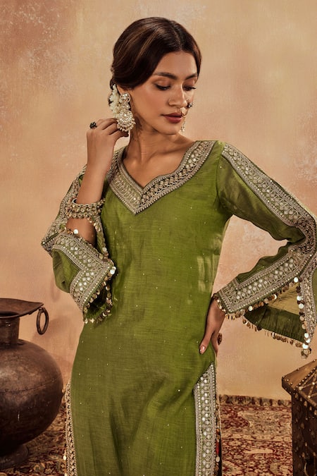 Shop Roze Green Muslin, Chanderi Sequins, Metallic Falak Lace Embellished Kurta With Pant Online at Aza Fashions Shop_Roze_Green Muslin, Chanderi Sequins, Metallic Falak Lace Embellished Kurta With Pant _Online_at_Aza_Fashions
