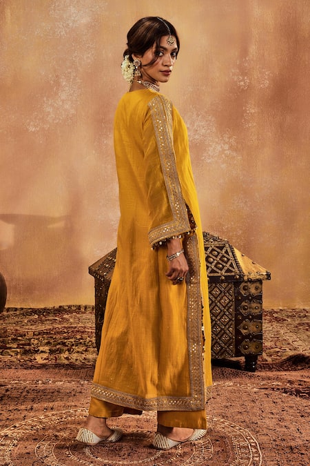 Roze Falak Mukaish Chanderi Kurta With Pant 