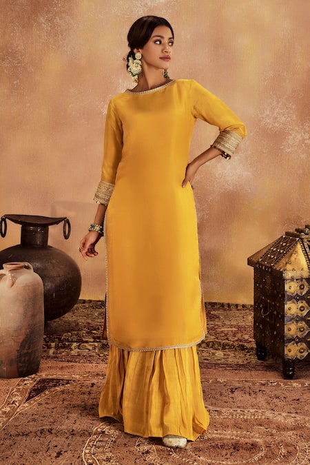 Buy_Roze_Yellow Tissue, Organza, Muslin Lace, Sequins Boat Kainat Kurta Sharara Set _Online_at_Aza_Fashions