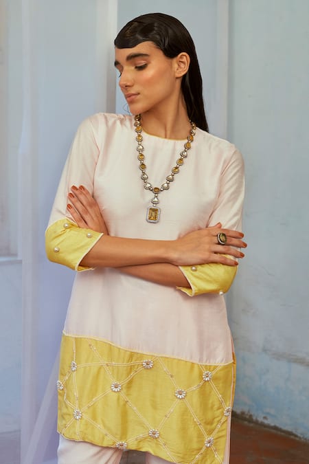 Buy Mona And Vishu Pink Silk Pearls, Cut Work Round Neck Embroidered Panelled Kurta And Pant Set Online at Aza Fashions Buy_Mona And Vishu_Pink Silk Pearls, Cut Work Round Neck Embroidered Panelled Kurta And Pant Set _Online_at_Aza_Fashions