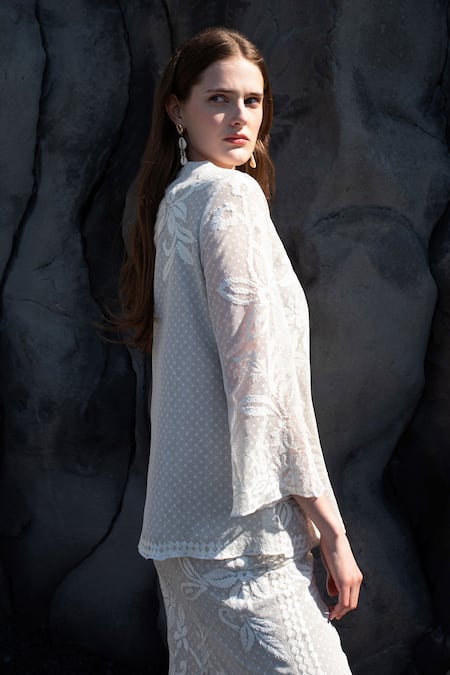 Shop Dash And Dot White Cotton, Linen Embroidery Round Neck Top And Skirt Set at Aza Fashions Shop_Dash And Dot_White Cotton, Linen Embroidery Round Neck Top And Skirt Set _at_Aza_Fashions