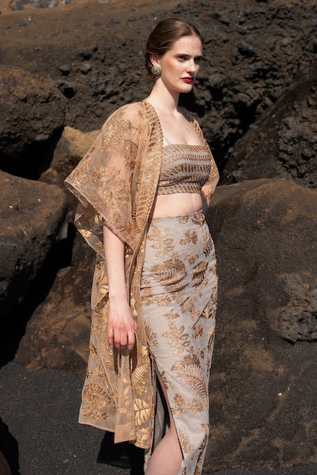 Dash And Dot Grey Nylon Embroidery Square Neck Floral Bandeau And Skirt Set Online at Aza Fashions Dash And Dot_Grey Nylon Embroidery Square Neck Floral Bandeau And Skirt Set _Online_at_Aza_Fashions