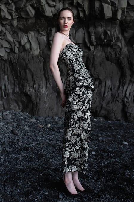 Dash And Dot Metallic Embroidered Wide Legged Pant 