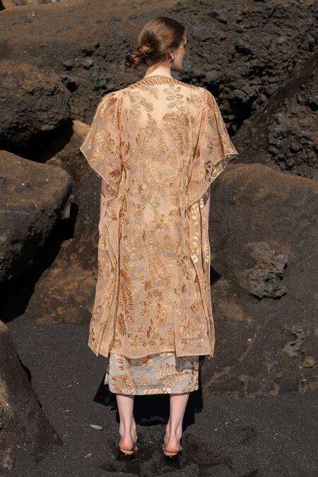 Shop Dash And Dot Brown Metallic Badla Stitch Embroidered Cape at Aza Fashions Shop_Dash And Dot_Brown Metallic Badla Stitch Embroidered Cape_at_Aza_Fashions