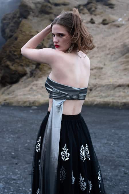 Shop Dash And Dot Black Nylon, Polyester Embroidery Bandeau Neck Floral Applique Skirt And Set at Aza Fashions Shop_Dash And Dot_Black Nylon, Polyester Embroidery Bandeau Neck Floral Applique Skirt And Set _at_Aza_Fashions