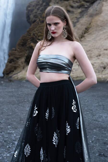 Dash And Dot Black Nylon, Polyester Embroidery Bandeau Neck Floral Applique Skirt And Set at Aza Fashions Dash And Dot_Black Nylon, Polyester Embroidery Bandeau Neck Floral Applique Skirt And Set _at_Aza_Fashions