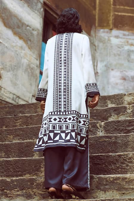 Shop Dash And Dot White Polyester Bandeau Neck Geo Tribal Print Tunic With Pant at Aza Fashions Shop_Dash And Dot_White Polyester Bandeau Neck Geo Tribal Print Tunic With Pant _at_Aza_Fashions