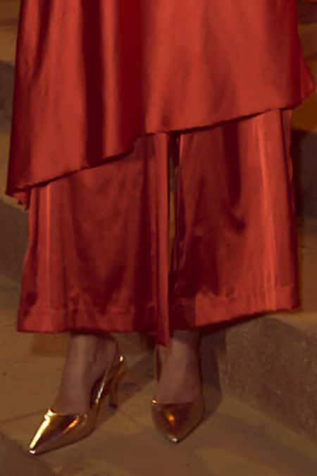 Shop Dash And Dot Red Polyester Chains Asymmetric One Shoulder Top With Wide Legged Pant Online at Aza Fashions Shop_Dash And Dot_Red Polyester Chains Asymmetric One Shoulder Top With Wide Legged Pant _Online_at_Aza_Fashions